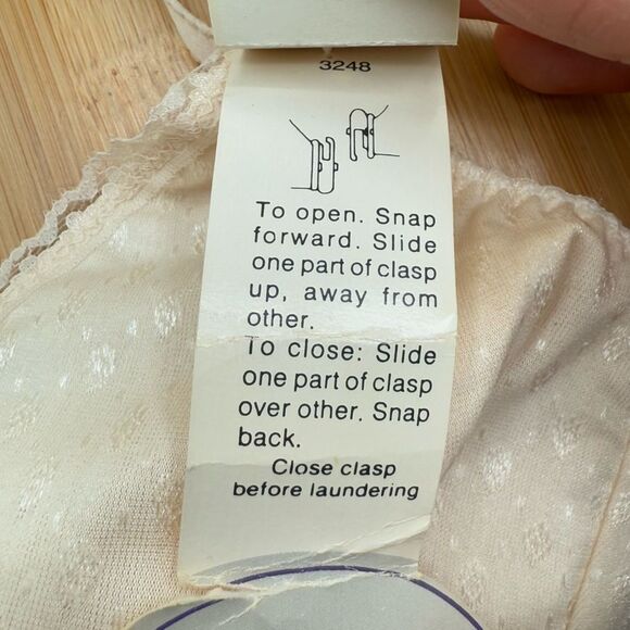 Vintage 70's Stretch-Tee Maidenform Bralette Size 34A Lace Trim Made in USA NWT - Picture 8 of 8